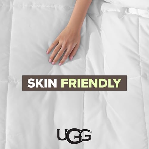 UGG 23742 Aimee Tam Kraliçe Temel Yorgan Yumuşak ve Rahat Kapitone Battaniye Makinede Yıkanabilir Otel Tarzı 228,6 x 233,6 cm Kutu Dikişli Alternatif Yorganlar, Tam/Kraliçe, Parlak Beyaz