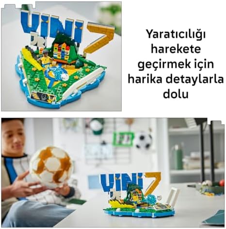 Editions Vini Jr. – Unutulmaz Futbol Anları 43027-10 Yaş ve Üzeri Çocuklar için Minifigür ve Koleksiyonluk Levha İçeren Yaratıcı Oyuncak Yapım Seti, Çocuklar için Hediye Fikri (510 Parça)