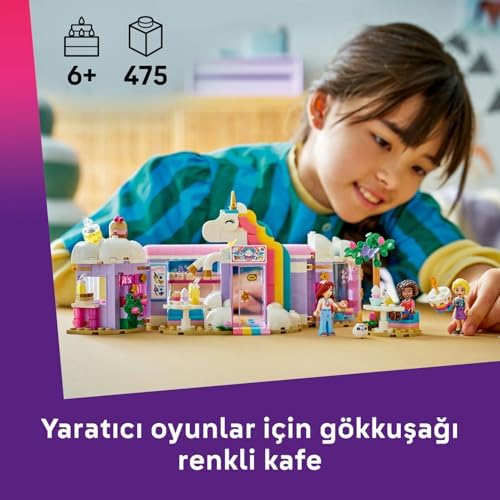 Renkli Düşler Kafe 42684 – 6 Yaş ve Üzeri Çocuklar için Paisley, Aliya ve Iza Mini Bebekleri ile Çeşitli Kafe Aksesuarları İçeren Yaratıcı Oyuncak Yapım Seti, Hediye Fikri (475 Parça)