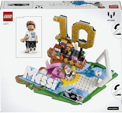 Editions Messi – Unutulmaz Futbol Anları 43011-10 Yaş ve Üzeri Çocuklar için Minifigür ve Koleksiyonluk Levha İçeren Yaratıcı Oyuncak Yapım Seti, Eğlenceli Hediye Fikri (500 Parça)