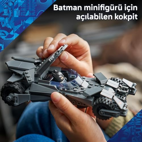 Alternative view of DC ve Superman Batmobile 76331-9 Yaş ve Üzeri Erkek ve Kız Çocuklar için Kumaş Pelerinli, Zırhlı Hatıra Minifigürü İçeren Yaratıcı Oyuncak Yapım Seti, Hediye Fikri (220 Parça)