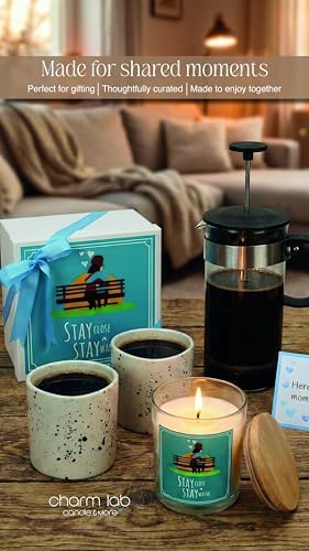 Candle – Stay Close Stay Warm Çiftlere Özel Hediye Seti, Ahşap Kapaklı Kokulu Mum, French Press ve 2 Seramik Kahve Kupası, Sevgililer Günü, Düğün & Ev Hediyesi - Görsel 3