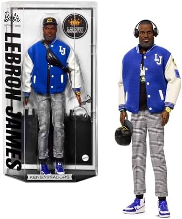 Alternative view of Bomber ceketi, kulaklık ve güneş gözlüğü gibi aksesuarlarıyla koleksiyona uygun Signature LeBron James Kenbassadors Bebek, HRM33