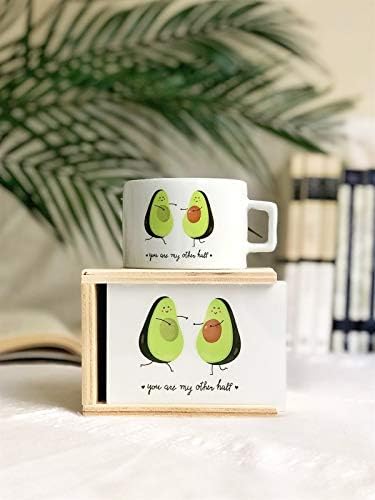 giftmoda Avokado Tasarımlı Sen Benim Diğer Yarımsın Yastık ve Ahşap Kutulu Kupa Hediye Seti