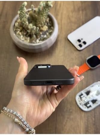 Alternative view of Süper İnce Mat Ultra Thin Silikon Kılıf Buzlu Siyah iPhone 16 Pro Max ile uyumlu