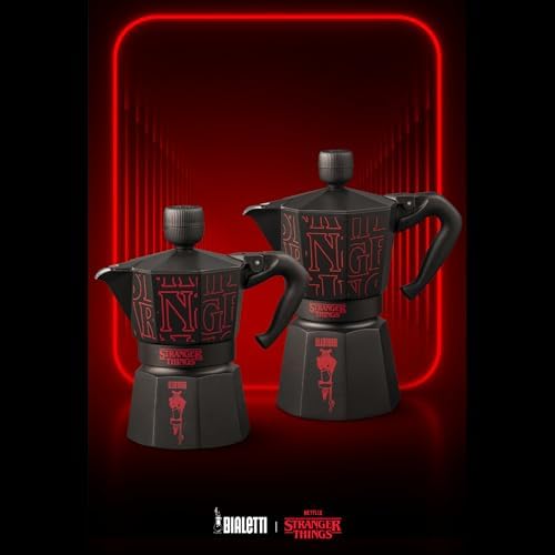 - Moka Express Stranger Things: 6 Cups Ocak Üstü Espresso Pişirici, Müzikli, 270ml, Siyah, Patentli Güvenlik Valfi - Görsel 3