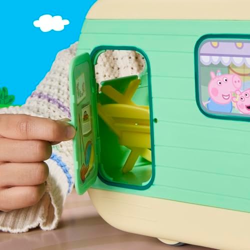 Alternative view of Üç Küçük Domuzcuk Karavan Oyun Seti, 3 Figürlü, Evie Dahil, 3 Yaş ve Üzeri Kız ve Erkek Çocuklar için Okul Öncesi Oyuncaklar