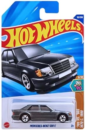 Alternative view of Mercedes-Benz 500 E - 70's vs 90's 3/10 - JBB60 - Ana Seri 52/250 - Mattel 2025 -  Mercedes Modeli