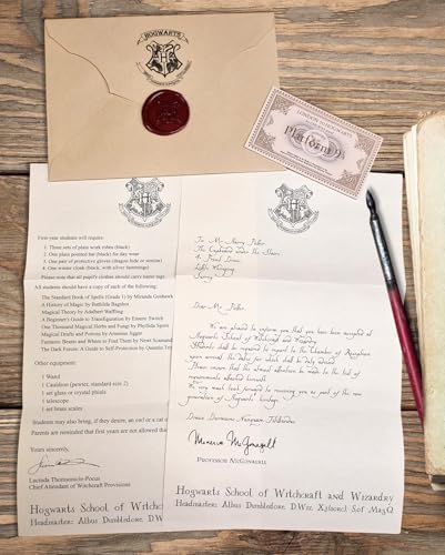 Alternative view of Harry Potter Hogwarts’a Davet Mektup Seti