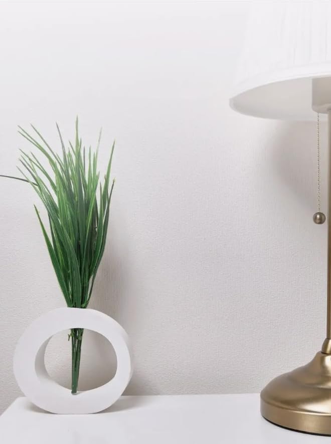 Minimalist Halka Formunda Dekoratif Beton Vazo – Şıklık ve Modernlik Bir Arada - Görsel 3