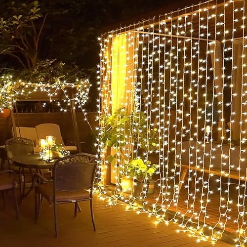 Senon Perde LED Işık 8 Fonksiyonlu Sarı Işıklı Dekoratif Aydınlatma Balkon Veranda Dekorasyonu Fişli Eklenerek Uzatılabilir (2x2 Metre)