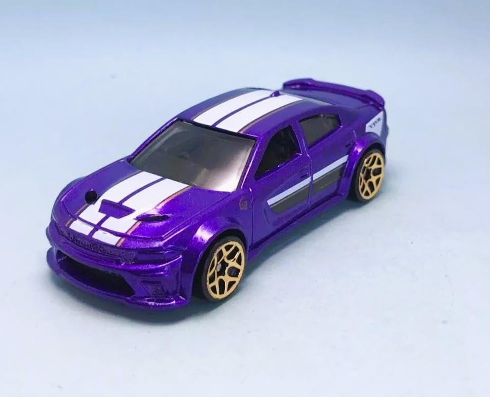 Alternative view of - '20 Dodge Charger Hellcat - O Zaman ve Şimdi 7/10 - HKJ45 - Kısa Kart - Mor Metalik - SRT - Mattel 2023
