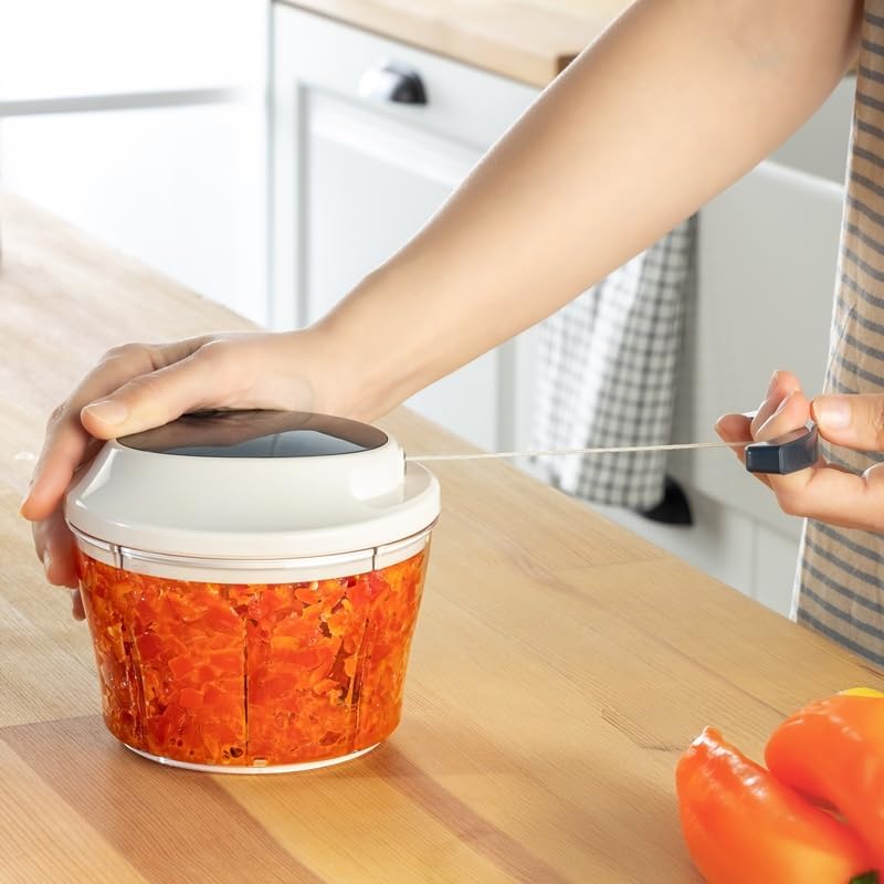 Alternative view of 700 ml 3 Bıçaklı İpli Rondo – Çekmeli Doğrayıcı, Hızlı ve Pratik Sebze Doğrama, Paslanmaz Çelik Bıçaklı, Ergonomik ve Kolay Kullanım PP Plastik