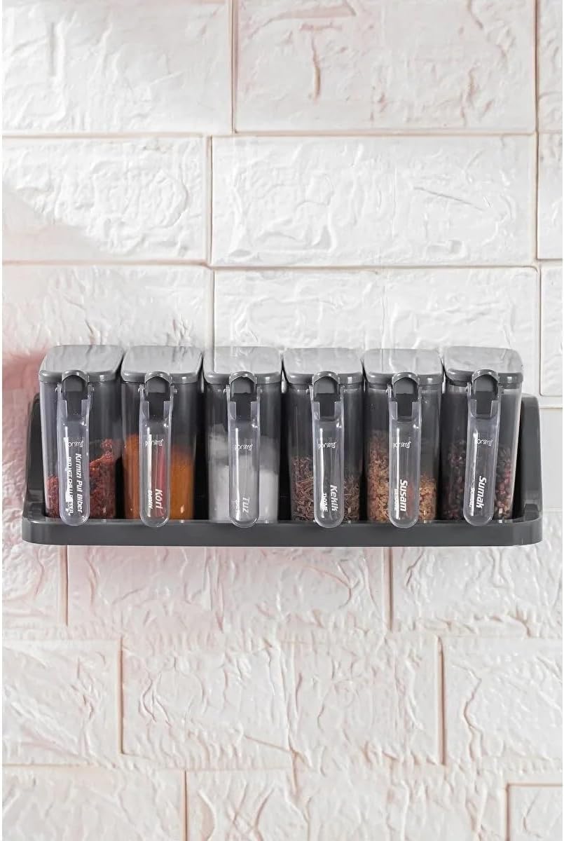 Alternative view of 6’lı Standlı Kaşıklı Baharatlık Seti – Duvara ve Tezgaha Uygun, 300 ml Kapasiteli, Etiketli Şeffaf Baharat Kutuları, Kaşıklı Düzenleyici Stand