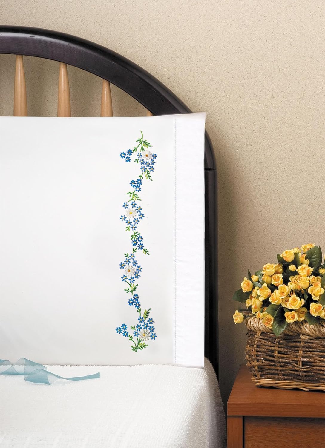 Design Works Crafts t230040 blau Daisies, 50,8 x 76,2 cm Prägung Kopfkissen für Stickerei - Görsel 2