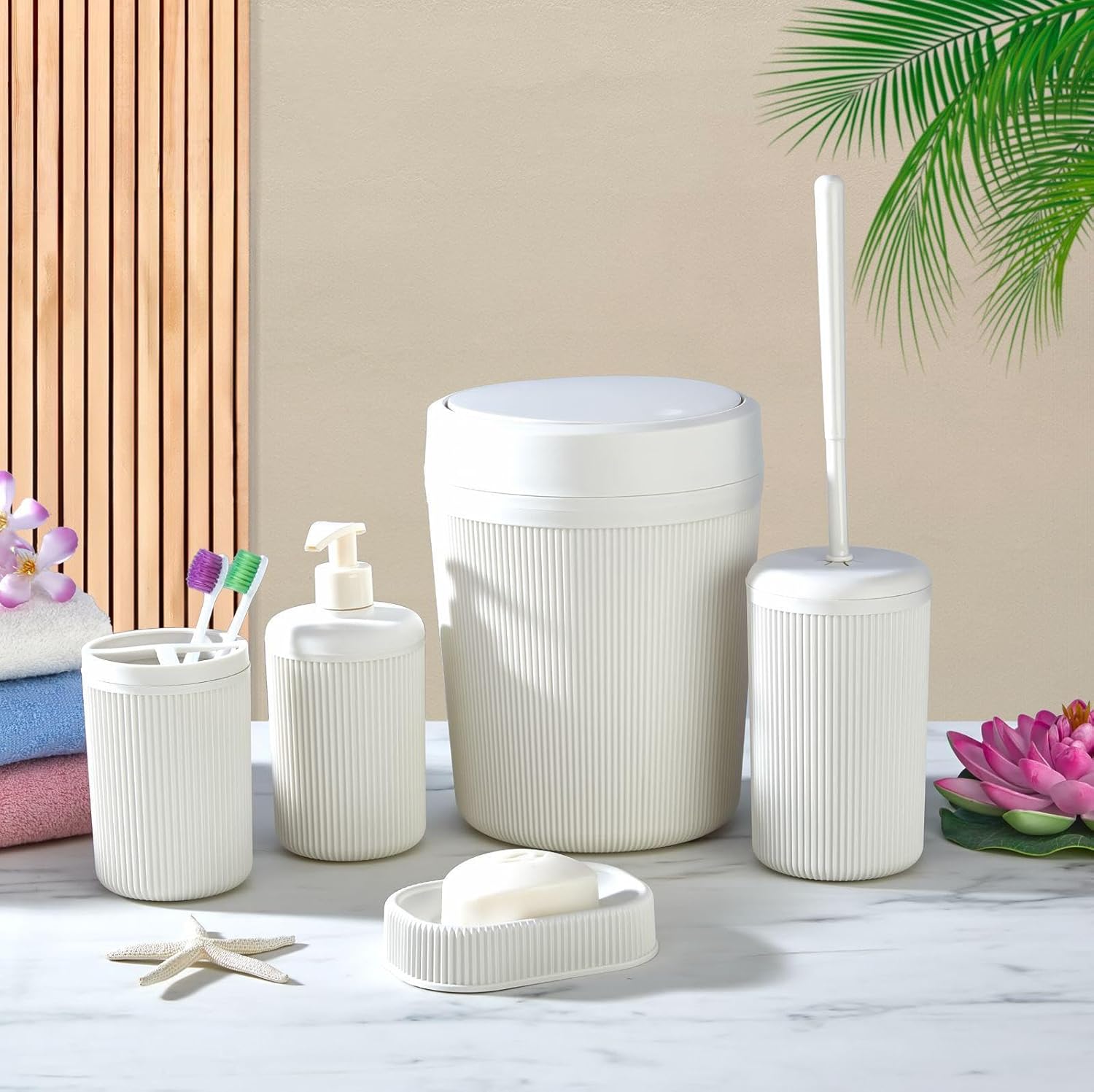 Alternative view of 5 Parça Lüx Plastik Banyo Seti - Çöp Kovalı, Diş Fırçalıklı, Sıvı ve Katı Sabunluk Antibakteriyel Fırça - Krem-